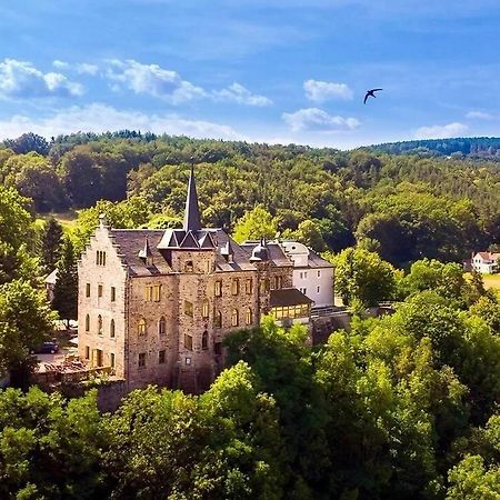 Hotel & Restaurant Schloss Weissenburg Uhlstädt エクステリア 写真