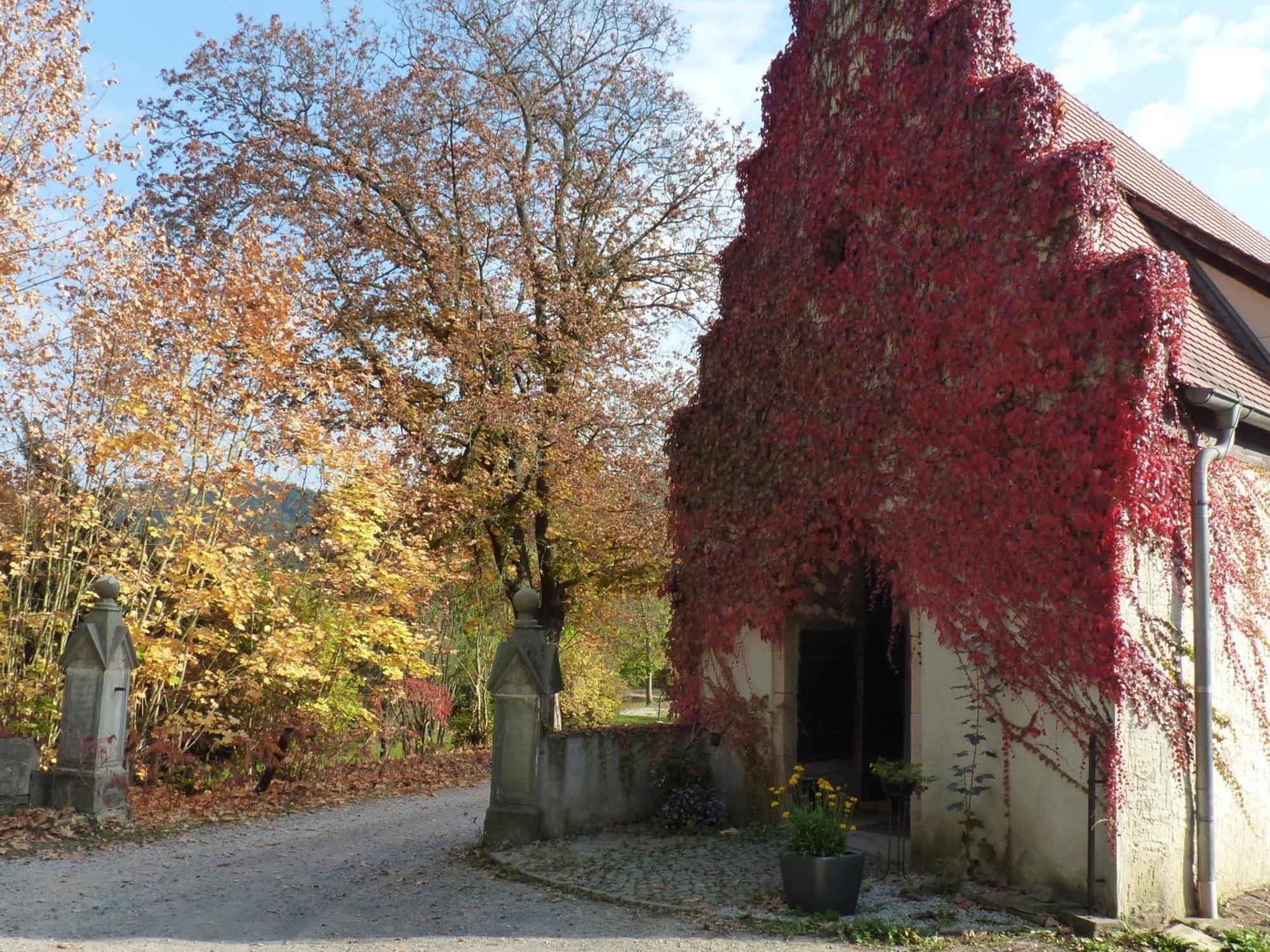 Hotel & Restaurant Schloss Weissenburg Uhlstädt エクステリア 写真
